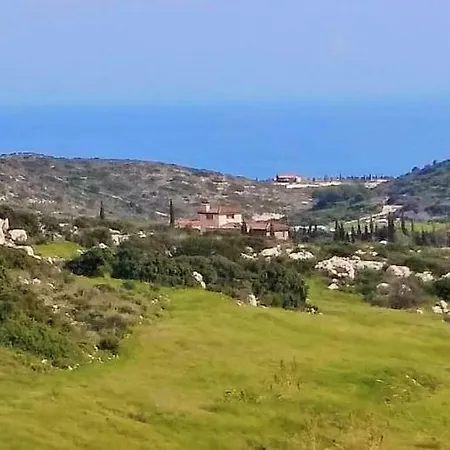 Menies Mediterranean Heights Villa Parekklisia