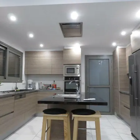 Villa Menies Mediterranean Heights *