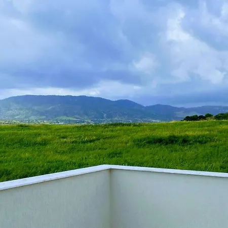 Menies Mediterranean Heights * Parekklisia