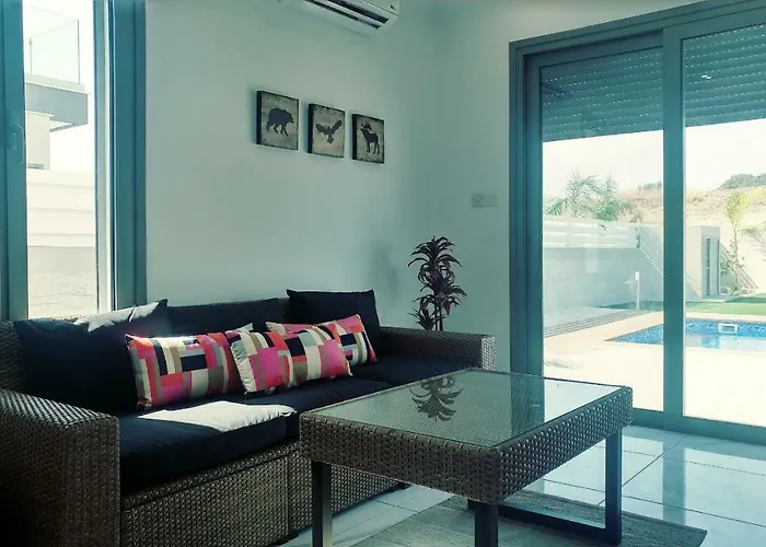 Menies Mediterranean Heights *