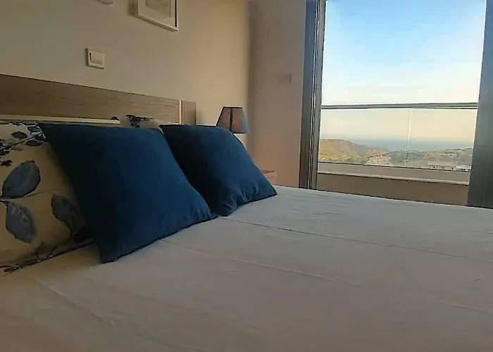 Menies Mediterranean Heights 빌라