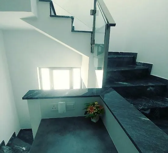 Vila Menies Mediterranean Heights